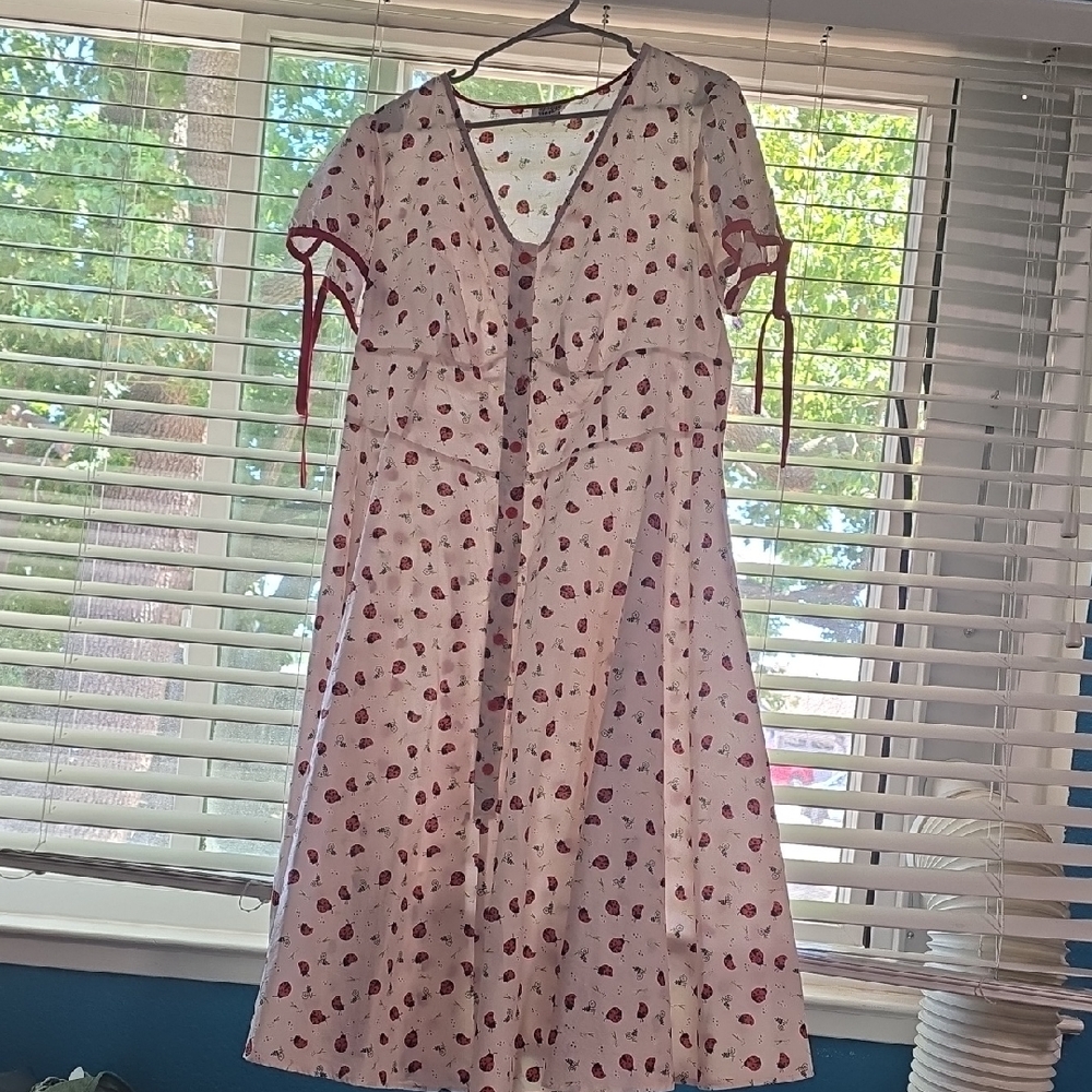 Unique Vintage White and Red Midi Dress